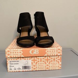 Gianni Bini Take-Cover heel